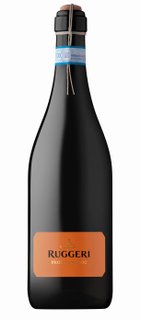 Eine elegante Flasche Prosecco von Ruggeri mit einem orangefarbenen Etikett und einem Korken, der mit einer Schnur gesichert ist.