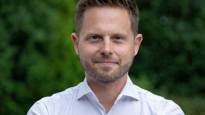 Porträtfoto Falko Richtberg