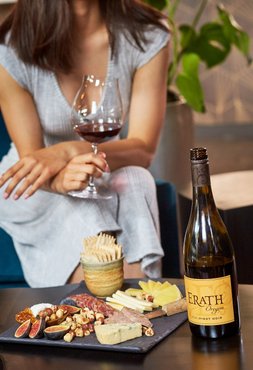 Produktfoto Erath Pinot Noir